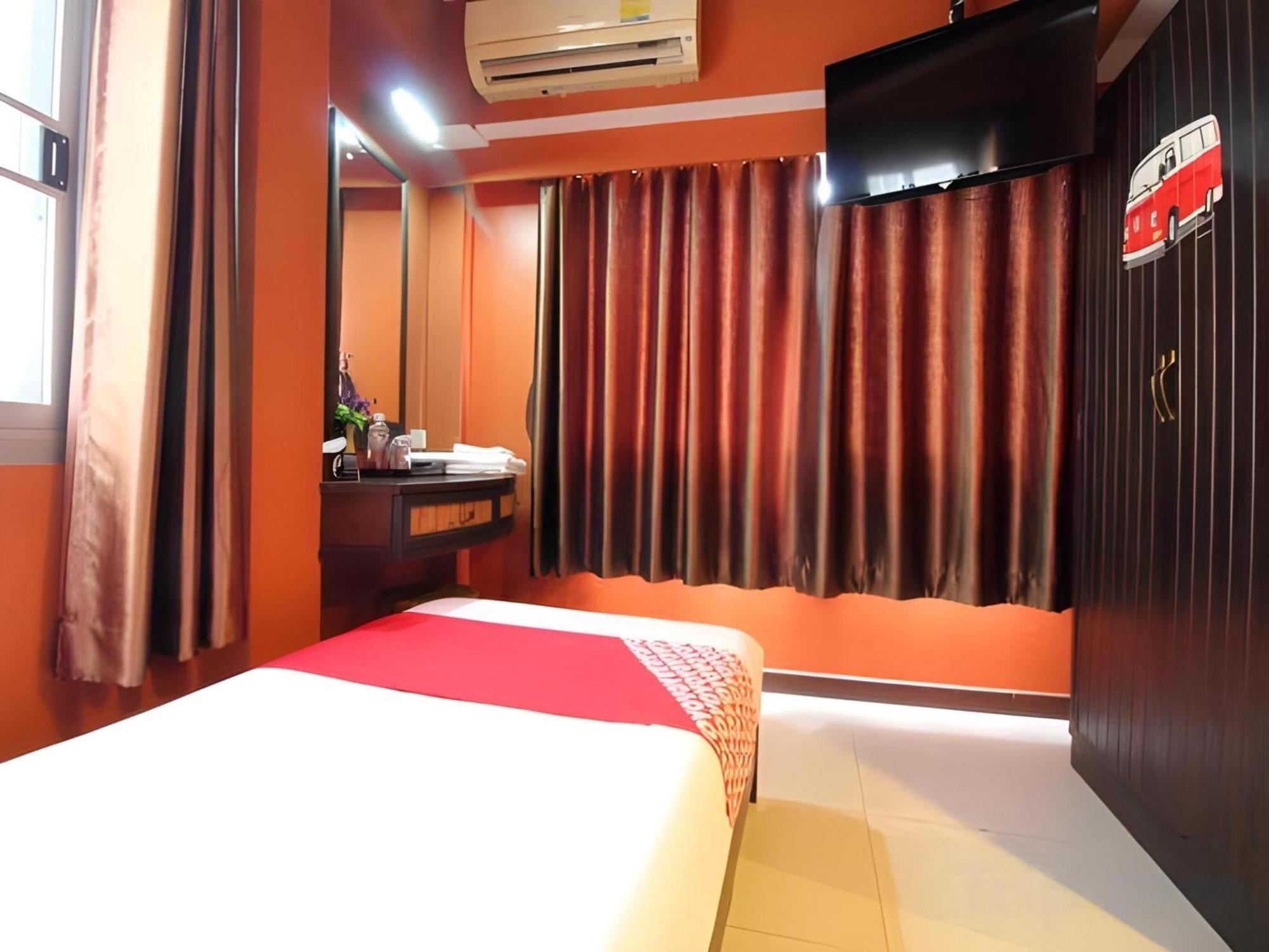 Pannee Lodge Khaosan - Sha Plus Бангкок Экстерьер фото